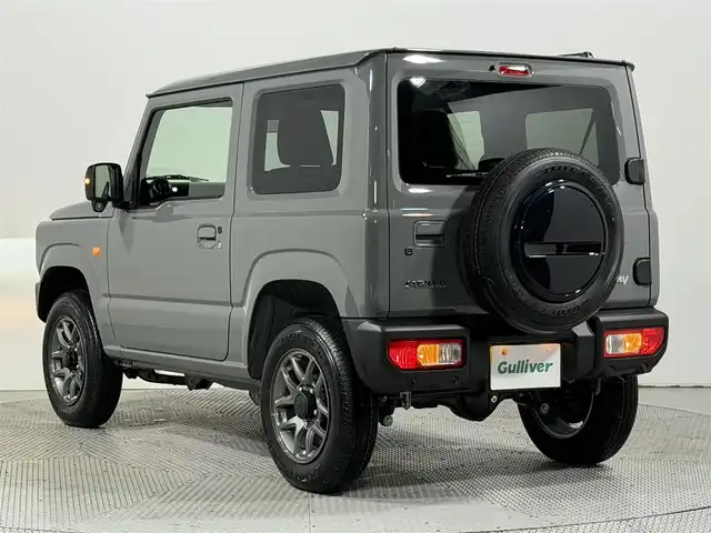 スズキ ジムニー XC 大阪府 2025(令7)年 0.1千km ミディアムグレー 届出済未使用車 クルーズコントロール 衝突軽減ブレーキ レーンアシスト シートヒーター スマートキー プッシュスタート ダウンヒルアシスト ヘッドライトウォッシャー ４WD