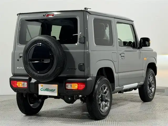 スズキ ジムニー XC 大阪府 2025(令7)年 0.1千km ミディアムグレー 届出済未使用車 クルーズコントロール 衝突軽減ブレーキ レーンアシスト シートヒーター スマートキー プッシュスタート ダウンヒルアシスト ヘッドライトウォッシャー ４WD