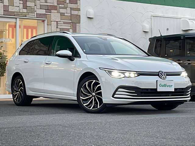 フォルクスワーゲン ＶＷ ゴルフ ヴァリアント TDI アクティブアドバンス 徳島県 2023(令5)年 3.9万km 白 純正【10.5インチナビ】/（ラジオ・Bluetooth・TV・apple connect）/バックカメラ/シートヒーター/ステアリングヒーター/t追従機能付きコントロール/ルーフレール/クリアランスソナー/オールウェザーライト/バニティーランプ/ＬＥＤヘッドライト/オートハイビーム/ＥＴＣ２．０/前後ドラレコ/純正ＡＷ/ドライバー疲労検知システム/Side Assist/Front Assist/リアトラッキングアシスト/タイプC入力端子/純正フロアマット