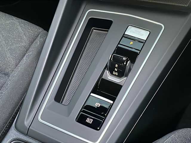 フォルクスワーゲン ＶＷ ゴルフ ヴァリアント TDI アクティブアドバンス 徳島県 2023(令5)年 3.9万km 白 純正【10.5インチナビ】/（ラジオ・Bluetooth・TV・apple connect）/バックカメラ/シートヒーター/ステアリングヒーター/t追従機能付きコントロール/ルーフレール/クリアランスソナー/オールウェザーライト/バニティーランプ/ＬＥＤヘッドライト/オートハイビーム/ＥＴＣ２．０/前後ドラレコ/純正ＡＷ/ドライバー疲労検知システム/Side Assist/Front Assist/リアトラッキングアシスト/タイプC入力端子/純正フロアマット