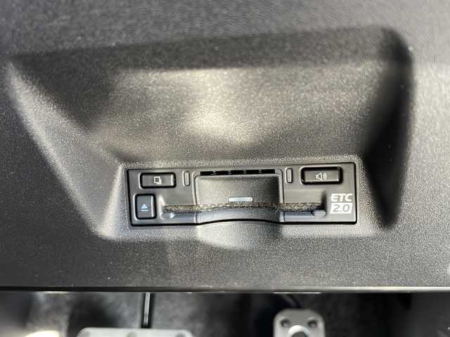 トヨタ ＧＲヤリス RZ ハイパフォーマンス 宮崎県 2024(令6)年 0.2万km スーパーホワイトⅡ Ｂｌｕｅｔｏｏｔｈ接続　ディスプレイオーディオ　ＥＴＣ　バックカメラ　ドライブレコーダー　純正フロアマット　純正アルミホイール　クルーズコントロール　ハンドルヒーター　ＢＳＭ