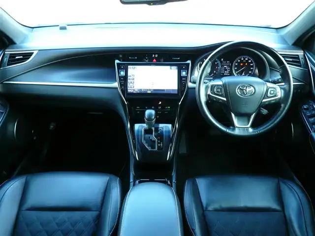 トヨタ ハリアー プレミアム 静岡県 2019(平31)年 2.8万km ホワイトパールクリスタルシャイン ワンオーナー/禁煙車/モデリスタエアロ/ALPINEナビ/バックカメラ/フルセグテレビ/Bluetooth/DVD再生/セーフティーセンス/・プリクラッシュセーフティー/・レーンディパーチャーアラート/・レーダークルーズコントロール/・アダプティプハイビーム/ハーフレーザーシート/パワーシート/パワーバックドア/スマートキー/スペアキー/カードキー/フロアマット/ETC/新車保証書/取扱説明書