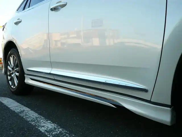 トヨタ ハリアー プレミアム 静岡県 2019(平31)年 2.8万km ホワイトパールクリスタルシャイン ワンオーナー/禁煙車/モデリスタエアロ/ALPINEナビ/バックカメラ/フルセグテレビ/Bluetooth/DVD再生/セーフティーセンス/・プリクラッシュセーフティー/・レーンディパーチャーアラート/・レーダークルーズコントロール/・アダプティプハイビーム/ハーフレーザーシート/パワーシート/パワーバックドア/スマートキー/スペアキー/カードキー/フロアマット/ETC/新車保証書/取扱説明書