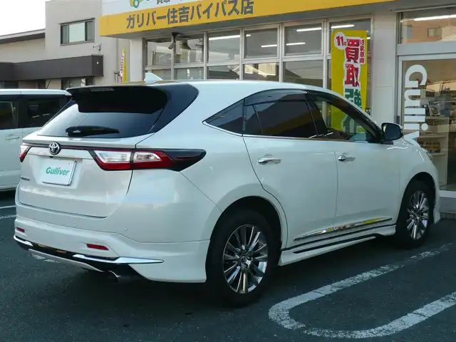 トヨタ ハリアー プレミアム 静岡県 2019(平31)年 2.8万km ホワイトパールクリスタルシャイン ワンオーナー/禁煙車/モデリスタエアロ/ALPINEナビ/バックカメラ/フルセグテレビ/Bluetooth/DVD再生/セーフティーセンス/・プリクラッシュセーフティー/・レーンディパーチャーアラート/・レーダークルーズコントロール/・アダプティプハイビーム/ハーフレーザーシート/パワーシート/パワーバックドア/スマートキー/スペアキー/カードキー/フロアマット/ETC/新車保証書/取扱説明書