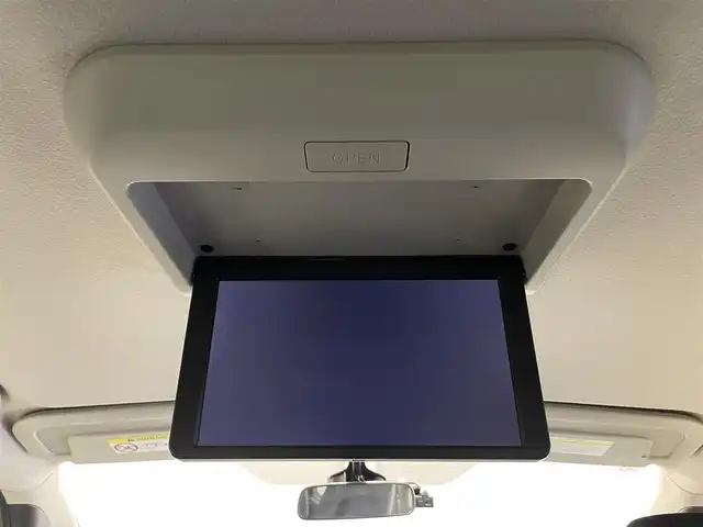 日産 セレナ ハイウェイスターVセレクションⅡ 愛知県 2019(平31)年 4.6万km 黒 純正９インチナビ/両側パワースライドドア/純正フリップダウンモニター/衝突軽減ブレーキ/車線逸脱警報/クリアランスソナー/クルーズコントロール/ドライブレコーダー/ビルトインＥＴＣ/アクセサリーソケット/アイドリングストップ/純正フロアマット/純正16インチアルミホイール