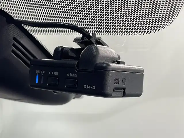 日産 セレナ ハイウェイスターVセレクションⅡ 愛知県 2019(平31)年 4.6万km 黒 純正９インチナビ/両側パワースライドドア/純正フリップダウンモニター/衝突軽減ブレーキ/車線逸脱警報/クリアランスソナー/クルーズコントロール/ドライブレコーダー/ビルトインＥＴＣ/アクセサリーソケット/アイドリングストップ/純正フロアマット/純正16インチアルミホイール