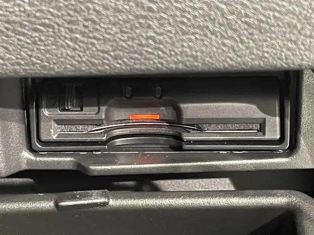 日産 セレナ ハイウェイスターVセレクションⅡ 愛知県 2019(平31)年 4.6万km 黒 純正９インチナビ/両側パワースライドドア/純正フリップダウンモニター/衝突軽減ブレーキ/車線逸脱警報/クリアランスソナー/クルーズコントロール/ドライブレコーダー/ビルトインＥＴＣ/アクセサリーソケット/アイドリングストップ/純正フロアマット/純正16インチアルミホイール