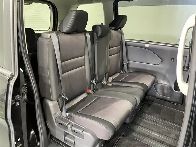 日産 セレナ ハイウェイスターVセレクションⅡ 愛知県 2019(平31)年 4.6万km 黒 純正９インチナビ/両側パワースライドドア/純正フリップダウンモニター/衝突軽減ブレーキ/車線逸脱警報/クリアランスソナー/クルーズコントロール/ドライブレコーダー/ビルトインＥＴＣ/アクセサリーソケット/アイドリングストップ/純正フロアマット/純正16インチアルミホイール