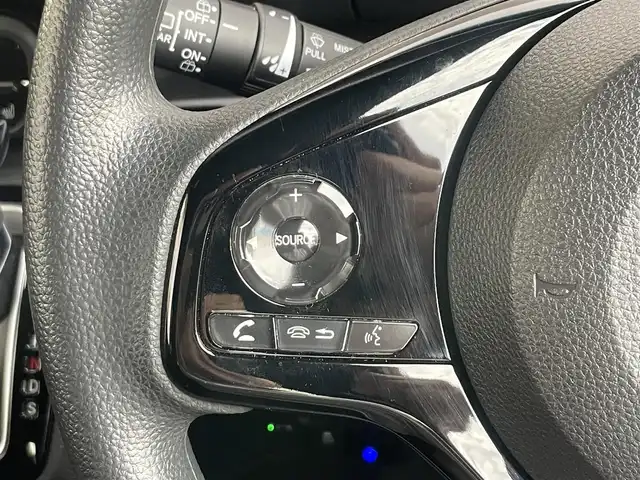 ホンダ Ｎ ＢＯＸ カスタム L 静岡県 2023(令5)年 0.6万km プラチナホワイトパール 1オーナー /ホンダセンシング /ACC/左側パワスラ /ディスプレイオーディオ  /Bカメラ /バックソナー /前席シートヒーター　/オートライト /ブレーキホールド　/ステアリングスイッチ /ウィンカーミラー /純正14インチAW/ウィンカーミラー/スペアキー /保証書/取説