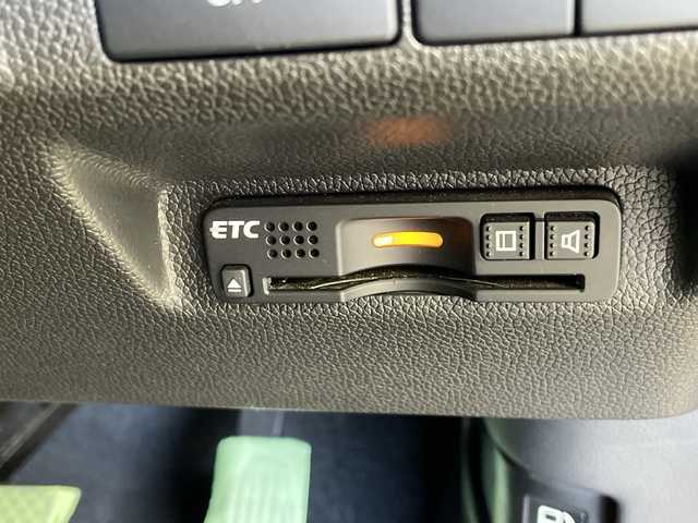 ホンダ フリード＋ ハイブリット G ホンダセンシング 鹿児島県 2016(平28)年 6.9万km クリスタルブラックパール 純正メモリナビ/（AM/FM/CD/DVD/Bluetooth/フルセグ）/ホンダセンシング/・アダプティブ・クルーズ・コントロール（ACC）/・車線維持支援システム（LKAS）/・衝突軽減ブレーキ（CMBS）/・誤発進抑制機能（前進）/・歩行者事故低減ステアリング/・路外逸脱抑制機能/・先行車発進お知らせ機能/・標識認識機能/両側パワースライドドア/ビルトインETC/前後ドライブレコーダー/スマートキー＆プッシュスタート/ステアリングスイッチ/純正フロアマット/ドアバイザー/LEDヘッドライト