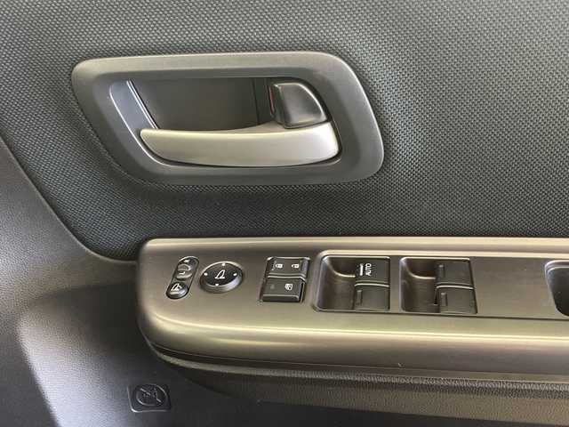 ホンダ フリード＋ ハイブリット G ホンダセンシング 鹿児島県 2016(平28)年 6.9万km クリスタルブラックパール 純正メモリナビ/（AM/FM/CD/DVD/Bluetooth/フルセグ）/ホンダセンシング/・アダプティブ・クルーズ・コントロール（ACC）/・車線維持支援システム（LKAS）/・衝突軽減ブレーキ（CMBS）/・誤発進抑制機能（前進）/・歩行者事故低減ステアリング/・路外逸脱抑制機能/・先行車発進お知らせ機能/・標識認識機能/両側パワースライドドア/ビルトインETC/前後ドライブレコーダー/スマートキー＆プッシュスタート/ステアリングスイッチ/純正フロアマット/ドアバイザー/LEDヘッドライト