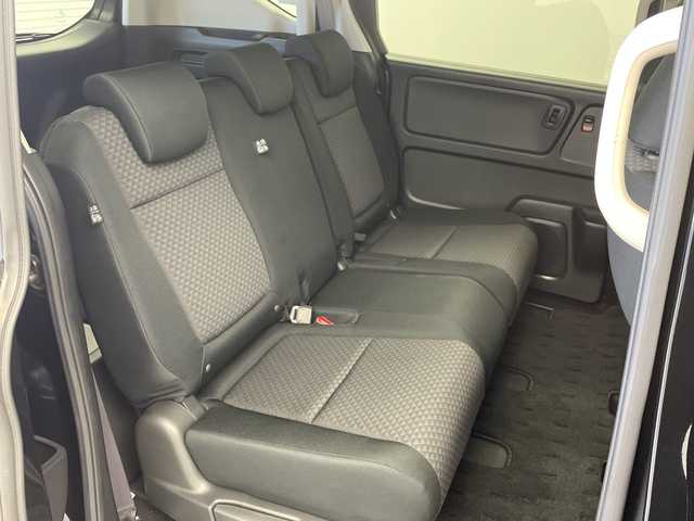 ホンダ フリード＋ ハイブリット G ホンダセンシング 鹿児島県 2016(平28)年 6.9万km クリスタルブラックパール 純正メモリナビ/（AM/FM/CD/DVD/Bluetooth/フルセグ）/ホンダセンシング/・アダプティブ・クルーズ・コントロール（ACC）/・車線維持支援システム（LKAS）/・衝突軽減ブレーキ（CMBS）/・誤発進抑制機能（前進）/・歩行者事故低減ステアリング/・路外逸脱抑制機能/・先行車発進お知らせ機能/・標識認識機能/両側パワースライドドア/ビルトインETC/前後ドライブレコーダー/スマートキー＆プッシュスタート/ステアリングスイッチ/純正フロアマット/ドアバイザー/LEDヘッドライト