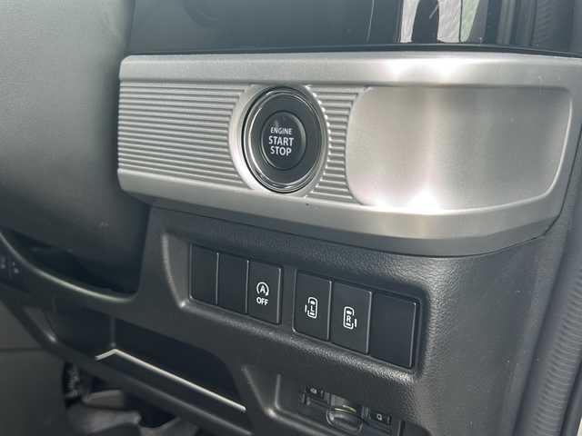 スズキ スペーシア カスタム HYBRID XS ターボ 佐賀県 2021(令3)年 5.8万km ピュアホワイトパール/ブラック2トーン ワンオーナー/純正8インチSDナビゲーション/・フルセグTV/CD/DVD/SD/USB/Bluetooth/全方位モニター/前後ドライブレコーダー/ビルトインETC/ヘッドアップディスプレイ/両側パワースライドドア/天井サーキュレーター/ハーフレザーシート/D席シートヒーター/後席サンシェード/ISOFIX対応/パドルシフト/革巻きステアリング/ステアリングリモコン/純正15インチアルミホイール/純正LEDヘッドライト/・オートマチックハイビーム/純正LEDフォグランプ/純正フロアマット/新車保証書/取扱説明書/スズキセーフティサポート/・アダプティブクルーズコントロール/・車線逸脱警報機能/・デュアルカメラブレーキサポート/・クリアランスソナー