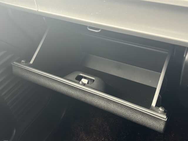 スズキ スペーシア カスタム HYBRID XS ターボ 佐賀県 2021(令3)年 5.8万km ピュアホワイトパール/ブラック2トーン ワンオーナー/純正8インチSDナビゲーション/・フルセグTV/CD/DVD/SD/USB/Bluetooth/全方位モニター/前後ドライブレコーダー/ビルトインETC/ヘッドアップディスプレイ/両側パワースライドドア/天井サーキュレーター/ハーフレザーシート/D席シートヒーター/後席サンシェード/ISOFIX対応/パドルシフト/革巻きステアリング/ステアリングリモコン/純正15インチアルミホイール/純正LEDヘッドライト/・オートマチックハイビーム/純正LEDフォグランプ/純正フロアマット/新車保証書/取扱説明書/スズキセーフティサポート/・アダプティブクルーズコントロール/・車線逸脱警報機能/・デュアルカメラブレーキサポート/・クリアランスソナー