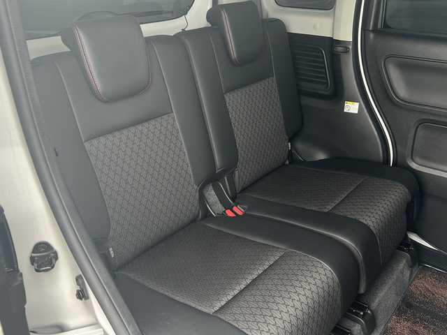 スズキ スペーシア カスタム HYBRID XS ターボ 佐賀県 2021(令3)年 5.8万km ピュアホワイトパール/ブラック2トーン ワンオーナー/純正8インチSDナビゲーション/・フルセグTV/CD/DVD/SD/USB/Bluetooth/全方位モニター/前後ドライブレコーダー/ビルトインETC/ヘッドアップディスプレイ/両側パワースライドドア/天井サーキュレーター/ハーフレザーシート/D席シートヒーター/後席サンシェード/ISOFIX対応/パドルシフト/革巻きステアリング/ステアリングリモコン/純正15インチアルミホイール/純正LEDヘッドライト/・オートマチックハイビーム/純正LEDフォグランプ/純正フロアマット/新車保証書/取扱説明書/スズキセーフティサポート/・アダプティブクルーズコントロール/・車線逸脱警報機能/・デュアルカメラブレーキサポート/・クリアランスソナー