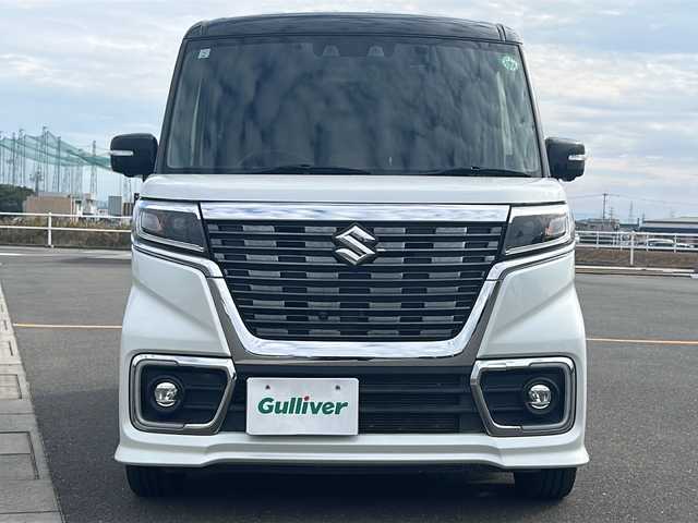 スズキ スペーシア カスタム HYBRID XS ターボ 佐賀県 2021(令3)年 5.8万km ピュアホワイトパール/ブラック2トーン ワンオーナー/純正8インチSDナビゲーション/・フルセグTV/CD/DVD/SD/USB/Bluetooth/全方位モニター/前後ドライブレコーダー/ビルトインETC/ヘッドアップディスプレイ/両側パワースライドドア/天井サーキュレーター/ハーフレザーシート/D席シートヒーター/後席サンシェード/ISOFIX対応/パドルシフト/革巻きステアリング/ステアリングリモコン/純正15インチアルミホイール/純正LEDヘッドライト/・オートマチックハイビーム/純正LEDフォグランプ/純正フロアマット/新車保証書/取扱説明書/スズキセーフティサポート/・アダプティブクルーズコントロール/・車線逸脱警報機能/・デュアルカメラブレーキサポート/・クリアランスソナー