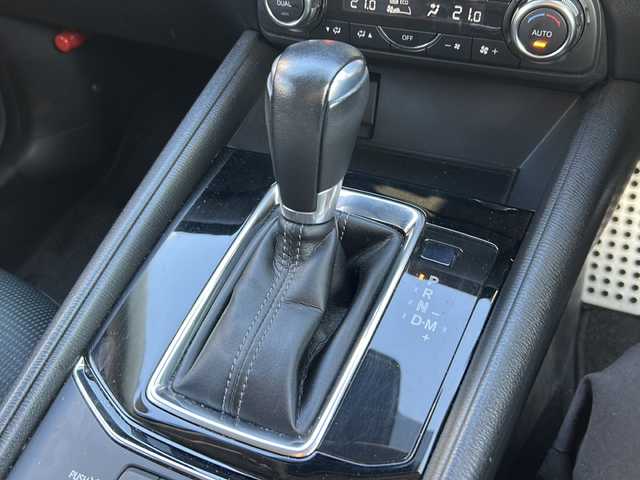 マツダ ＣＸ－５ XD プロアクティブ 大阪府 2018(平30)年 8.8万km ジェットブラックマイカ 純正ナビ/BTオーディオ/フルセグテレビ/CD/DVD/全方位カメラ/BOSEサウンドシステム/純正シグネチャースタイル（フロント・サイド・リアガーニッシュ）/ステアリングスイッチ/LEDヘッドライト/オートライト/電動パーキングブレーキ/オートホールド/純正フロアマット/純正19インチAW/クルーズコントロール/スマートキープッシュスタート/スペアキー