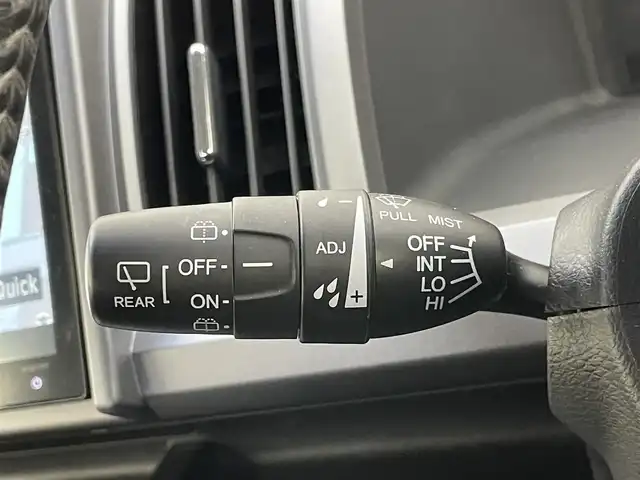 ホンダ ステップワゴン スパーダ Z クールスピリット 埼玉県 2014(平26)年 5万km ホワイトオーキッドパール 純正９インチナビ　フリップダウンモニター　バックカメラ　ビルトインＥＴＣ　前後ドライブレコーダー　クルーズコントロール　ＨＤＭＩ　純正アルミホイール　スマートキー　オートライト　ＨＩＤライト　地デジ