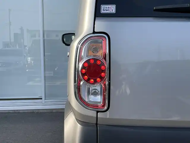 スズキ ハスラー X 神奈川県 2018(平30)年 0.9万km スチールシルバーM ワンオーナー/純正SDナビ(CN-RZ73W)/CD/DVD/Bluetooth/フルセグTV/バックカメラ/全方位カメラ/ステアリングスイッチ/シートヒーター(D席＋N席)/純正アルミホイール/デュアルブレーキサポート/エマージェンシーブレーキサポート/レーンキープアシスト/保証書/取扱説明書/スマートキー