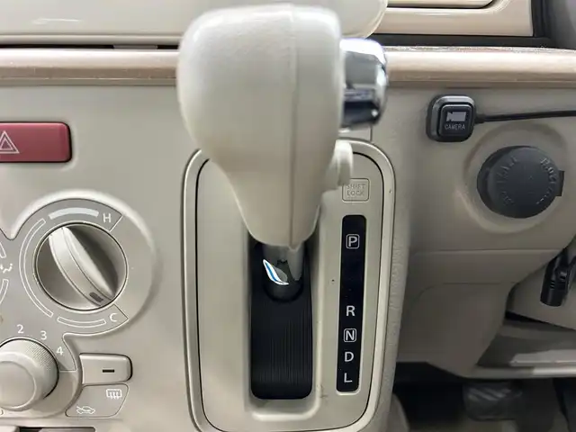 スズキ ラパン S 鹿児島県 2017(平29)年 6.8万km フレンチミントPM 禁煙車/社外ナビ/(フルセグ/Bluetooth/DVD/CD)/バックカメラ/運転席シートヒーター/電動格納ミラー/レーダーブレーキサポート/オートライト/純正フロアマット/純正ドアバイザー/スマートキー/プッシュスタート/アイドリングストップ