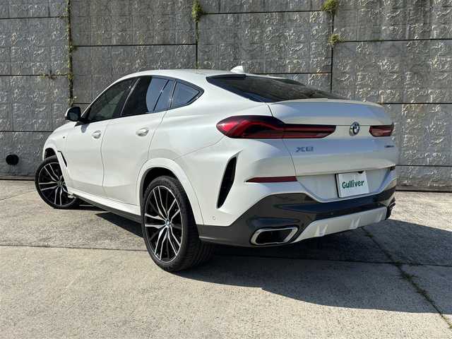 ＢＭＷ Ｘ６ xDrive35d Mスポーツ 長崎県 2020(令2)年 3.9万km ミネラルホワイト ワンオーナー/サンルーフ/純正HDDナビ/(BT/ワンセグ)/全方位カメラ/衝突軽減ブレーキ/レーンアシスト/ブラインドスポットモニター/コーナーセンサー/レーダークルーズ/レザーシート/パワーシート/シートヒーター/パドルシフト/ミラー一体型ETC/オートライト/前後ドライブレコーダー/温度調整機能付ドリンクホルダー/トランクリッドスマートオープナー