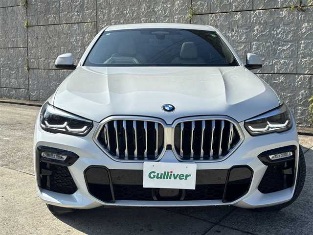 ＢＭＷ Ｘ６ xDrive35d Mスポーツ 長崎県 2020(令2)年 3.9万km ミネラルホワイト ワンオーナー/サンルーフ/純正HDDナビ/(BT/ワンセグ)/全方位カメラ/衝突軽減ブレーキ/レーンアシスト/ブラインドスポットモニター/コーナーセンサー/レーダークルーズ/レザーシート/パワーシート/シートヒーター/パドルシフト/ミラー一体型ETC/オートライト/前後ドライブレコーダー/温度調整機能付ドリンクホルダー/トランクリッドスマートオープナー