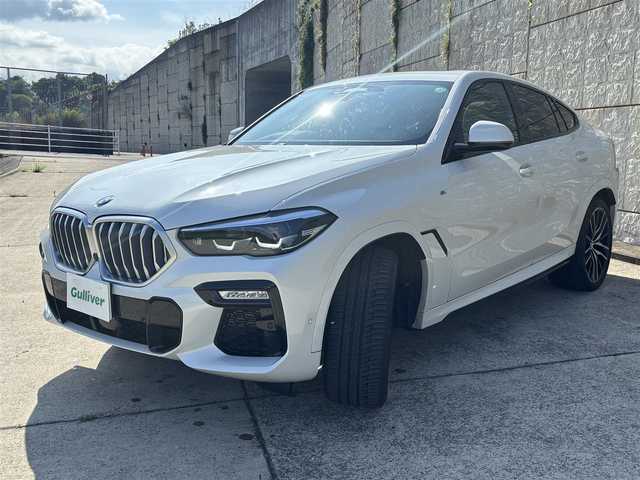 ＢＭＷ Ｘ６ xDrive35d Mスポーツ 長崎県 2020(令2)年 3.9万km ミネラルホワイト ワンオーナー/サンルーフ/純正HDDナビ/(BT/ワンセグ)/全方位カメラ/衝突軽減ブレーキ/レーンアシスト/ブラインドスポットモニター/コーナーセンサー/レーダークルーズ/レザーシート/パワーシート/シートヒーター/パドルシフト/ミラー一体型ETC/オートライト/前後ドライブレコーダー/温度調整機能付ドリンクホルダー/トランクリッドスマートオープナー