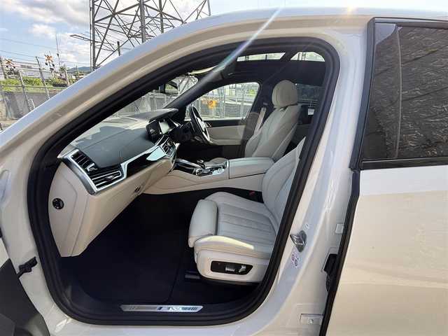 ＢＭＷ Ｘ６ xDrive35d Mスポーツ 長崎県 2020(令2)年 3.9万km ミネラルホワイト ワンオーナー/サンルーフ/純正HDDナビ/(BT/ワンセグ)/全方位カメラ/衝突軽減ブレーキ/レーンアシスト/ブラインドスポットモニター/コーナーセンサー/レーダークルーズ/レザーシート/パワーシート/シートヒーター/パドルシフト/ミラー一体型ETC/オートライト/前後ドライブレコーダー/温度調整機能付ドリンクホルダー/トランクリッドスマートオープナー
