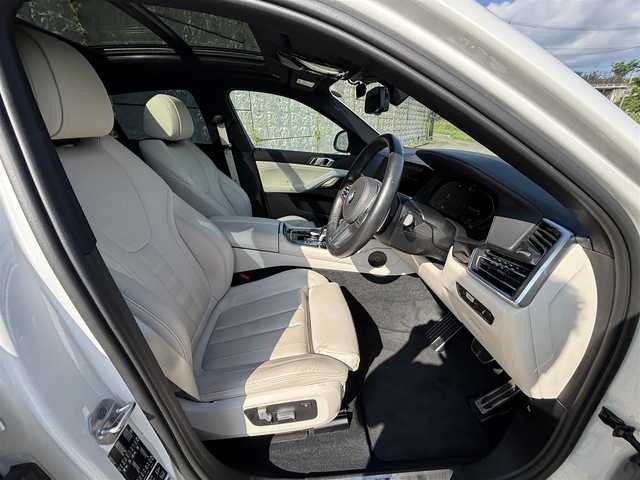 ＢＭＷ Ｘ６ xDrive35d Mスポーツ 長崎県 2020(令2)年 3.9万km ミネラルホワイト ワンオーナー/サンルーフ/純正HDDナビ/(BT/ワンセグ)/全方位カメラ/衝突軽減ブレーキ/レーンアシスト/ブラインドスポットモニター/コーナーセンサー/レーダークルーズ/レザーシート/パワーシート/シートヒーター/パドルシフト/ミラー一体型ETC/オートライト/前後ドライブレコーダー/温度調整機能付ドリンクホルダー/トランクリッドスマートオープナー