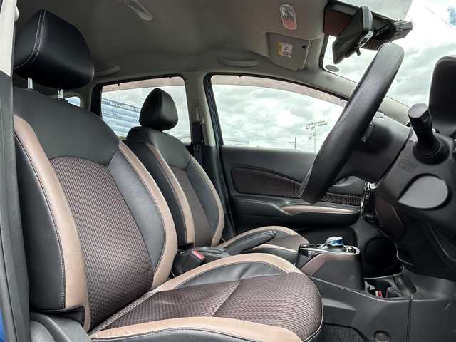 日産 ノート e－パワー メダリスト 大阪府 2019(令1)年 14.6万km シャイニングブルー 純正ナビ/   フルセグTV/CD/DVD/Bluetooth/全方位モニター/衝突軽減ブレーキ/横滑り防止装置/コーナーセンサー/スマートルームミラー/レーダークルーズコントロール/レーンキープアシスト/前方ドライブレコーダー/純正15インチアルミホイール/純正フロアマット/プッシュスタート/スマートキー/ＥＴＣ/ＬＥＤ/禁煙車