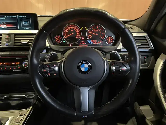 ＢＭＷ ３２０ｄ ツーリング Mスポーツ 愛知県 2017(平29)年 4.9万km アルピンホワイトⅢ インテリジェントSF　/ACC　/レーンキープ　/ブラインドスポット　/純正HDDナビ/CD　/DVD　/ETC　/バックカメラ　/パワーシート　/パワーテールゲート　/LEDヘッドライト　/純正18インチアルミ/スペアキー×1/保証書/取扱説明書
