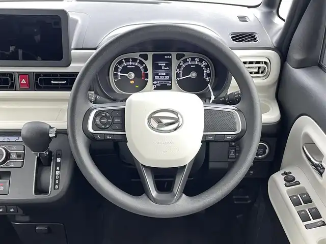 ダイハツ ムーヴ キャンバス ストライプス G 熊本県 2024(令6)年 0.1千km シャイニングホワイトパール/アプリコットピンクメタリック ナビ装着用アップグレードパック/両側パワースライドドア/USBソケット/保温カップホルダー/前席シートヒーター/プッシュスタート/電動格納ミラー/純正ホイールキャップ/前後コーナーセンサー/LEDライト/フォグランプ/オートライト/オートホールド/ステアリングスイッチ/スペアキー