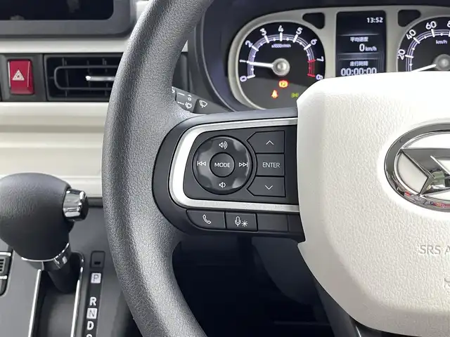 ダイハツ ムーヴ キャンバス ストライプス G 熊本県 2024(令6)年 0.1千km シャイニングホワイトパール/アプリコットピンクメタリック ナビ装着用アップグレードパック/両側パワースライドドア/USBソケット/保温カップホルダー/前席シートヒーター/プッシュスタート/電動格納ミラー/純正ホイールキャップ/前後コーナーセンサー/LEDライト/フォグランプ/オートライト/オートホールド/ステアリングスイッチ/スペアキー