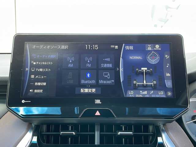トヨタ ハリアー Z 道北・旭川 2020(令2)年 2.4万km ホワイトパールクリスタルシャイン /禁煙車//ＪＢＬサウンドシステムナビ//フルセグ ＢＴ ＵＳＢ//パノラミックビューモニター//パワーバックドア//トヨタセーフティセンス//レーダークルーズコントロール//レーンデパーチャーアラート//ロードサインアシスト//オートマチックハイビーム//プリクラッシュセーフティ//ブラインドスポットモニター//リアクロストラフィックアラート//先行車発進お知らせ//デジタルインナーミラー//ドライブレコーダー//クリアランスソナー//ハーフレザーシート//ブレーキホールド//ヘッドアップディスプレイ//Ｄ席パワーシート//ステアリングリモコン//ＬＥＤヘッドライト//オートライト//オートワイパー//ドアミラーヒーター//新車時保証書//純正１９インチアルミ//ＥＴＣ2.0