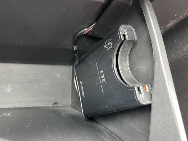 ホンダ ストリーム X 富山県 2008(平20)年 11.5万km アラバスターシルバーメタリック 社外ナビ（Ｐａｎａｓｏｎｉｃ CN-GP720VD）/バックカメラ/ワンセグＴＶ(局受信不可のため未確認)/純正フロアマット/社外アルミホイール/ＥＴＣ/リモコンキー/スペアキー/ハロゲンヘッドライト/電装格納ミラー/保証書・記録簿/取扱説明書