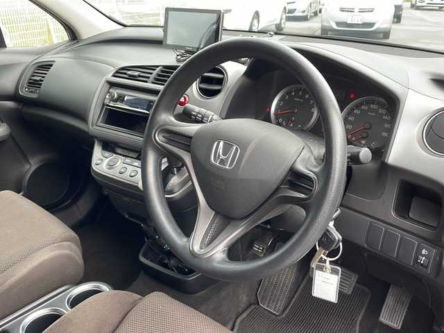 ホンダ ストリーム X 富山県 2008(平20)年 11.5万km アラバスターシルバーメタリック 社外ナビ（Ｐａｎａｓｏｎｉｃ CN-GP720VD）/バックカメラ/ワンセグＴＶ(局受信不可のため未確認)/純正フロアマット/社外アルミホイール/ＥＴＣ/リモコンキー/スペアキー/ハロゲンヘッドライト/電装格納ミラー/保証書・記録簿/取扱説明書