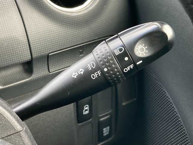 ダイハツ タント カスタム X 愛媛県 2012(平24)年 7.5万km パールホワイトⅢ 1オーナー /純正ナビ(NSZN-W62) /・CD DVD フルセグTV Bluetooth SD /バックカメラ /片側パワースライドドア /ETC /HIDヘッドライト /アイドリングストップ /電動格納ミラー/・ウィンカーミラー  /バイザー /マット/取扱説明書/保証書