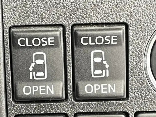 ダイハツ タント カスタム X トップED SA 千葉県 2015(平27)年 3.6万km ファイアークォーツレッドM 禁煙車/スマートアシスト/　・衝突軽減ブレーキ/　・誤発進抑制機能(前方)	/　・先行車発進お知らせ機能	/純正８インチメモリナビ/　CD/DVD/BT/フルセグ/USB/HDMI/両側パワースライドドア/バックカメラ/ETC/横滑り防止装置/アイドリングストップ/電動格納ミラー/プッシュスタート＆スマートキー/後席サンシェード/ハーフレザーシート/LEDヘッドライト/フォグライト/純正14インチアルミホイール