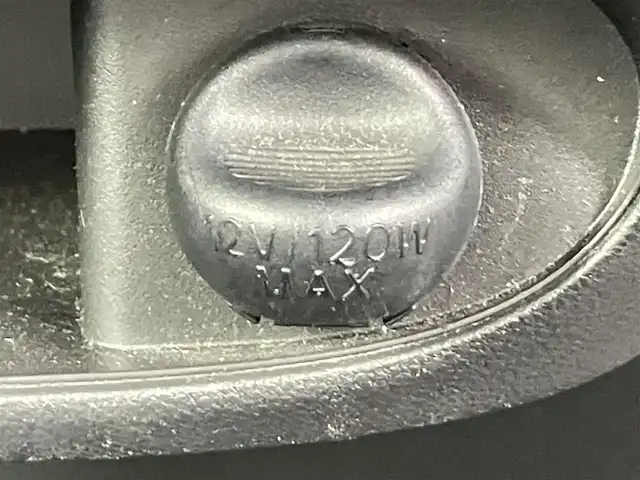 ダイハツ タント カスタム X トップED SA 千葉県 2015(平27)年 3.6万km ファイアークォーツレッドM 禁煙車/スマートアシスト/　・衝突軽減ブレーキ/　・誤発進抑制機能(前方)	/　・先行車発進お知らせ機能	/純正８インチメモリナビ/　CD/DVD/BT/フルセグ/USB/HDMI/両側パワースライドドア/バックカメラ/ETC/横滑り防止装置/アイドリングストップ/電動格納ミラー/プッシュスタート＆スマートキー/後席サンシェード/ハーフレザーシート/LEDヘッドライト/フォグライト/純正14インチアルミホイール