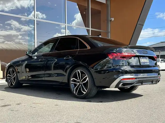 アウディ Ａ４ 35TFSI Sライン 岐阜県 2021(令3)年 1.9万km ミトスブラックメタリック マトリクスＬＥＤヘッドライト/アダプティブクルーズコントロール/アクティブレーンアシスト/プレセンスシティ/サイドアシスト/プレセンスリア/パーキングシステム/MMIナビゲーションシステム/バーチャルコックピットプラス/Bluetooth/AppleCarPlay/Android Auto/全周囲カメラ/ワイヤレスチャージング/リアスポイラー