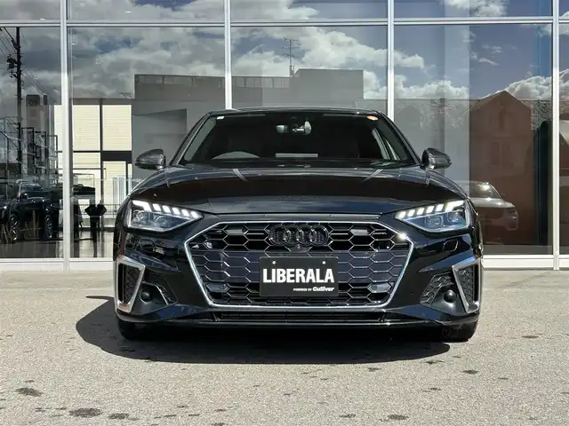 アウディ Ａ４ 35TFSI Sライン 岐阜県 2021(令3)年 1.9万km ミトスブラックメタリック マトリクスＬＥＤヘッドライト/アダプティブクルーズコントロール/アクティブレーンアシスト/プレセンスシティ/サイドアシスト/プレセンスリア/パーキングシステム/MMIナビゲーションシステム/バーチャルコックピットプラス/Bluetooth/AppleCarPlay/Android Auto/全周囲カメラ/ワイヤレスチャージング/リアスポイラー