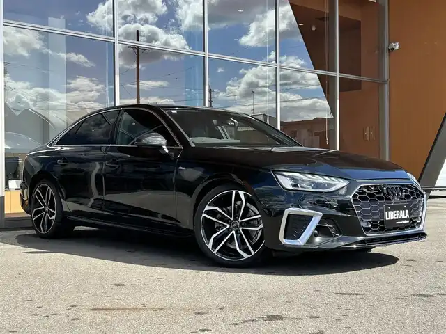 アウディ Ａ４ 35TFSI Sライン 岐阜県 2021(令3)年 1.9万km ミトスブラックメタリック マトリクスＬＥＤヘッドライト/アダプティブクルーズコントロール/アクティブレーンアシスト/プレセンスシティ/サイドアシスト/プレセンスリア/パーキングシステム/MMIナビゲーションシステム/バーチャルコックピットプラス/Bluetooth/AppleCarPlay/Android Auto/全周囲カメラ/ワイヤレスチャージング/リアスポイラー