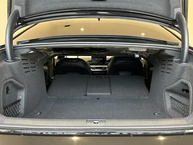 アウディ Ａ４ 35TFSI Sライン 岐阜県 2021(令3)年 1.9万km ミトスブラックメタリック マトリクスＬＥＤヘッドライト/アダプティブクルーズコントロール/アクティブレーンアシスト/プレセンスシティ/サイドアシスト/プレセンスリア/パーキングシステム/MMIナビゲーションシステム/バーチャルコックピットプラス/Bluetooth/AppleCarPlay/Android Auto/全周囲カメラ/ワイヤレスチャージング/リアスポイラー