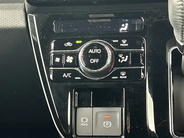 ダイハツ タント カスタム RS 愛知県 2024(令6)年 0.3万km シャイニングホワイトパール 禁煙車/ターボ/7インチナビ（NSZT-W68T）/（CD/DVD/Bluetooth/フルセグTV/SD)/バックカメラ/スマートアシスト/・衝突軽減ブレーキ/・レーンキープアシスト/・オートマチックハイビーム/・パーキングセンサー/シートヒーター/両側パワースライドドア/アイドリングストップ/純正15インチアルミホイール/スマートキー/スペアキー1本/プッシュスタート/LEDヘッドライト/フロントフォグランプ/オートライト/ベンチシート/横滑り防止装置/電動格納ミラー/電子パーキングブレーキ/オーチャードホール