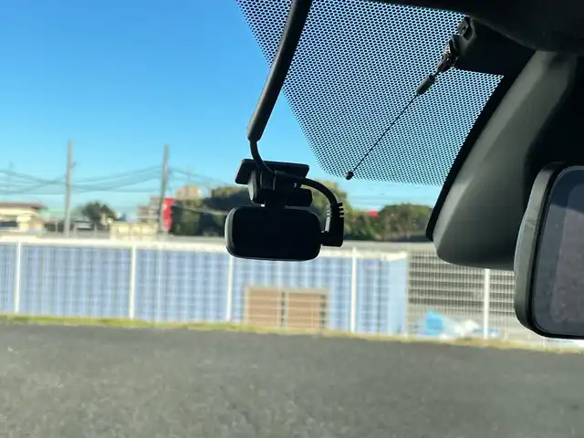 トヨタ ヴォクシー ZS 煌Ⅱ 千葉県 2019(平31)年 3万km ホワイトパールクリスタルシャイン モデリスタエアロ/カロッツェリア10インチナビ/(フルセグTV/BT/CD/DVD/FM/AM)/アルパイン12.8インチフリップダウンモニター/デジタルインナーミラー型前後ドラレコ/TEIN車高調/VALENTIテールランプ/社外エアクリーナー/衝突被害軽減システム/車線逸脱警報/バックカメラ/クルーズコントロール/シートカバー/両側パワースライドドア/横滑り防止装置/アイドリングストップ/LEDヘッドライト/フォグランプ/オートライト/ウィンカーミラー/電動格納ミラー/社外18インチAW/シートリフター/プッシュスタート/スマートキー/フロアマット/スペアキー/取扱説明書