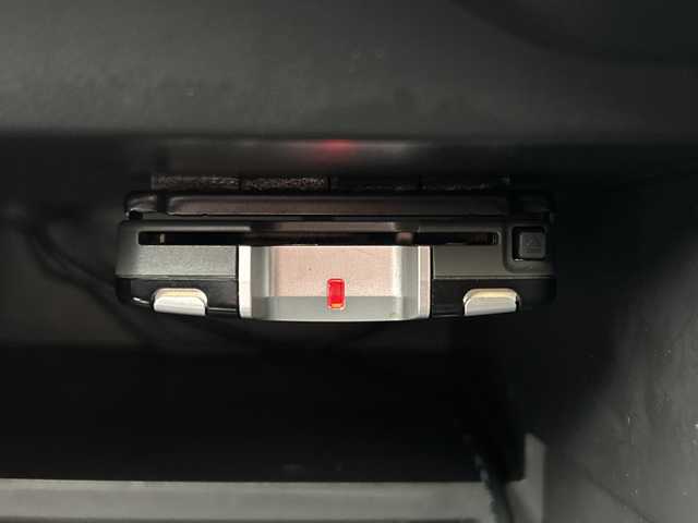 日産 ノート e－パワー メダリスト 長野県 2017(平29)年 6.4万km ブリリアントホワイトパール 純正SDナビ/(MM316D-W)/フルセグTV/全周囲カメラ/BluetoothAudio/ステアリングスイッチ/社外14インチアルミホイール/純正ドライブレコーダー/純正エンジンスターター/レーンキープアシスト/衝突軽減ブレーキ/DVD再生可能/LEDヘッドライト/純正フルエアロ/横滑り防止/ウインカーミラー/スマートキー/オートライト