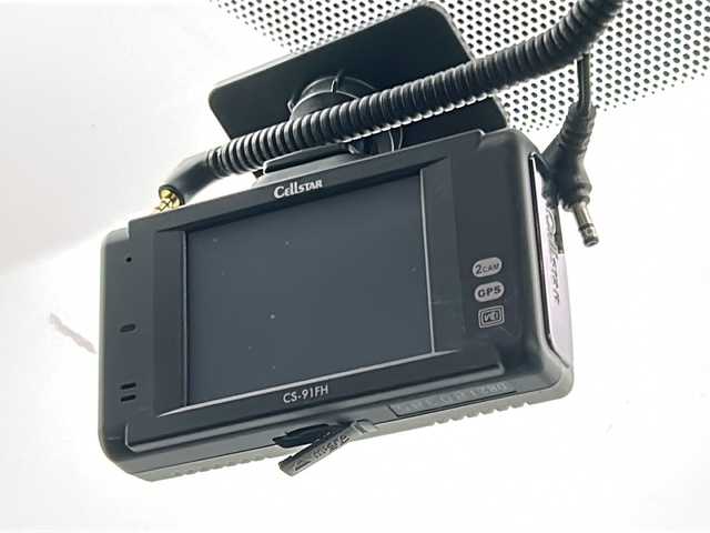 トヨタ シエンタ G 宮城県 2017(平29)年 3.9万km ブラックマイカ 禁煙車/トヨタセーフティセンス/・レーンディバーチャーアラート/・オートマチックハイビーム/・プリクラッシュセーフティーシステム/両側パワースライドドア/社外7インチナビ/（BT.CD.DVD.SD.Ipod.USB.AUX）/バックカメラ/フルセグテレビ/前後ドライブレコーダー/ビルトインETC/革巻きステアリンんぐ/ステアリングスイッチ/プッシュスタート/スマートキー/純正フロアマット/純正ドアバイザー/社外15インチアルミホイール/LEDヘッドライト/フォグランプ/横滑り防止機能/アイドリングストップ