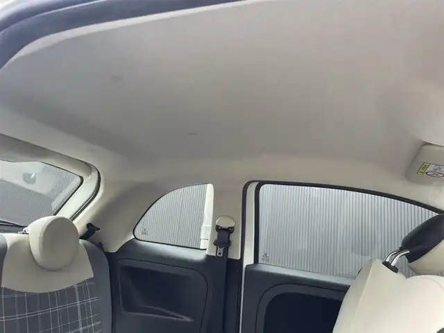 フィアット ５００ 香川県 2020(令2)年 3.9万km 白 純正ディスプレイオーディオ/Carplay/Bカメラ/ETC/ドライブレコーダー/革巻きステアリング/ステアリングスイッチ/リモコンキー/スタッドレスタイヤ4本ホイール付き積み込み