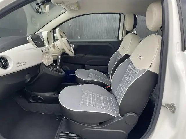 フィアット ５００ 香川県 2020(令2)年 3.9万km 白 純正ディスプレイオーディオ/Carplay/Bカメラ/ETC/ドライブレコーダー/革巻きステアリング/ステアリングスイッチ/リモコンキー/スタッドレスタイヤ4本ホイール付き積み込み
