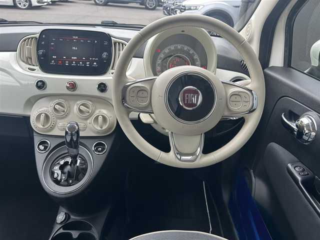 フィアット ５００ 香川県 2020(令2)年 3.9万km 白 純正ディスプレイオーディオ/Carplay/Bカメラ/ETC/ドライブレコーダー/革巻きステアリング/ステアリングスイッチ/リモコンキー/スタッドレスタイヤ4本ホイール付き積み込み